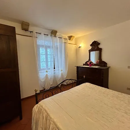 Casalpiano مزرعة للإقامة